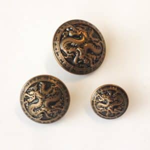 Dragon buttons