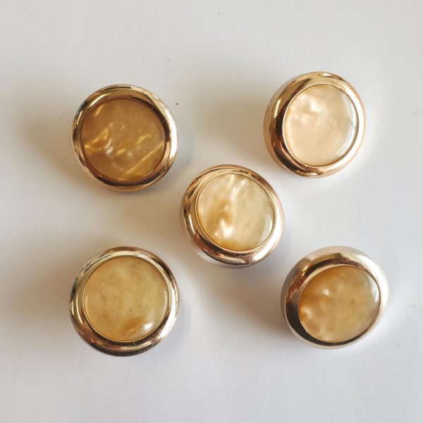 Big pearl buttons